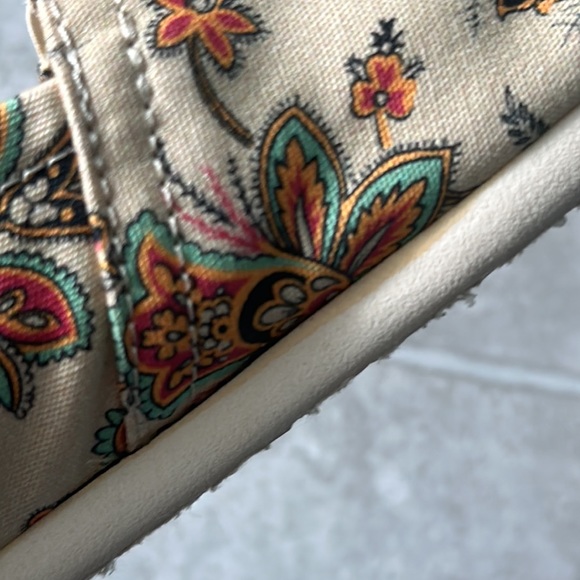 -🌺TOM’s Bundle of 2 Pairs🌺 - Picture 14 of 15